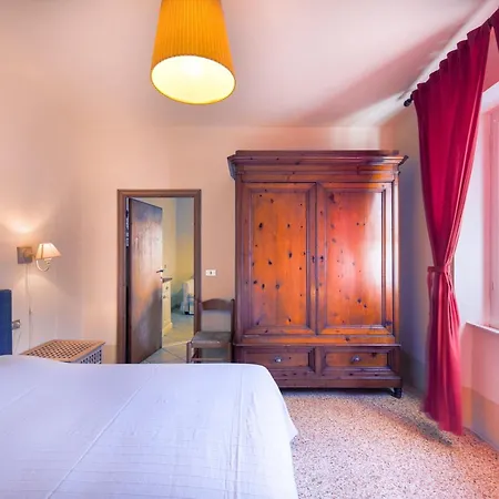 Elba Casale Al Mare Cm4 * 坎普码港